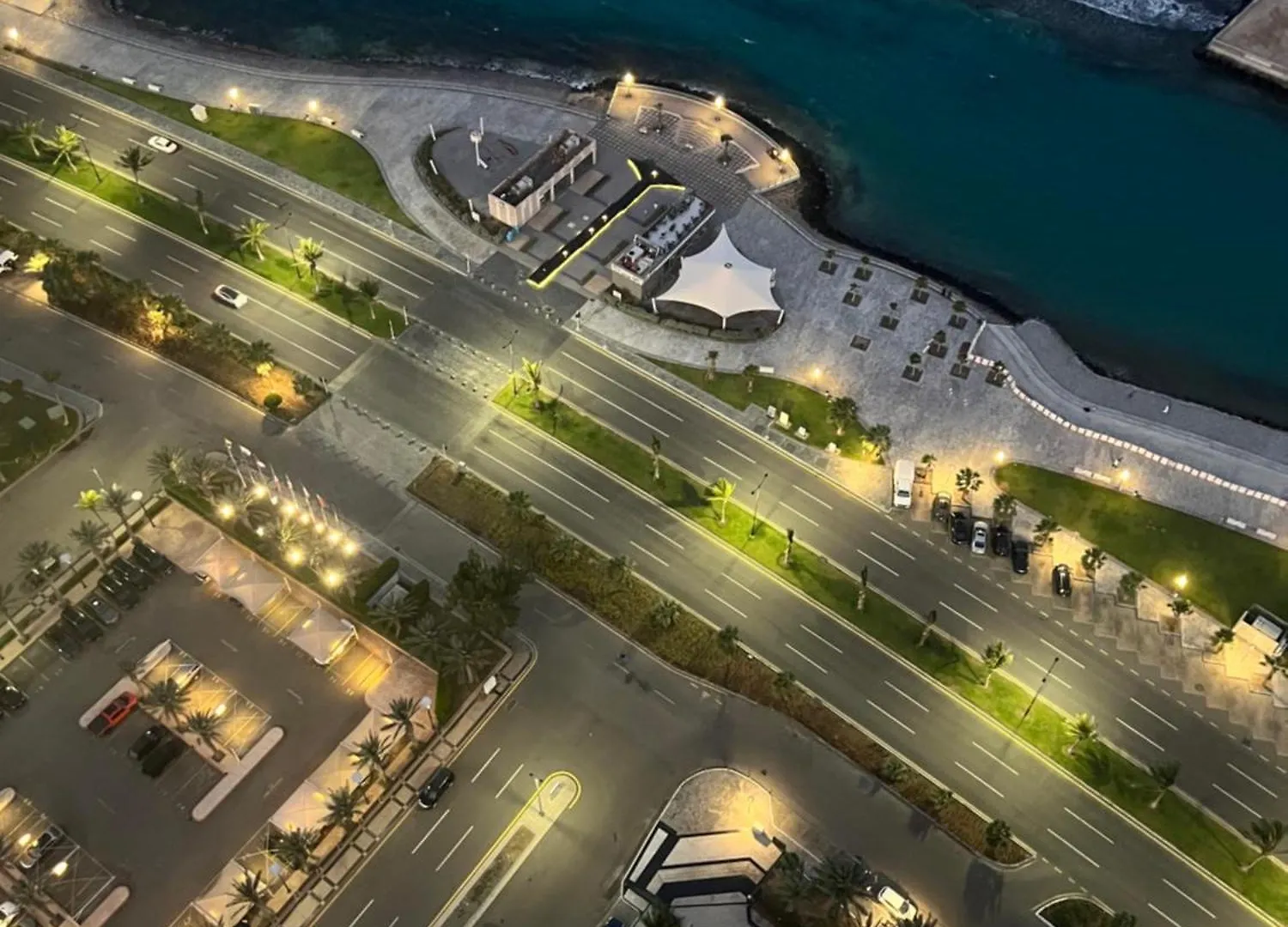 شقة باأطلالة بحرية برج الجوهره داماك Damac Aljawharah Tower Jidda