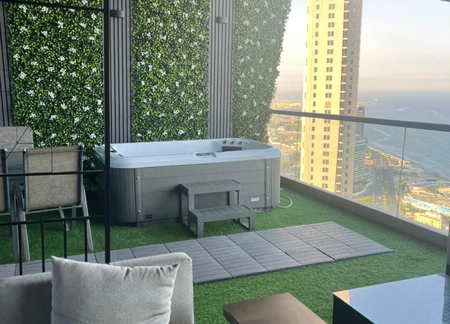 شقة باأطلالة بحرية برج الجوهره داماك Damac Aljawharah Tower Jidda Lägenhet