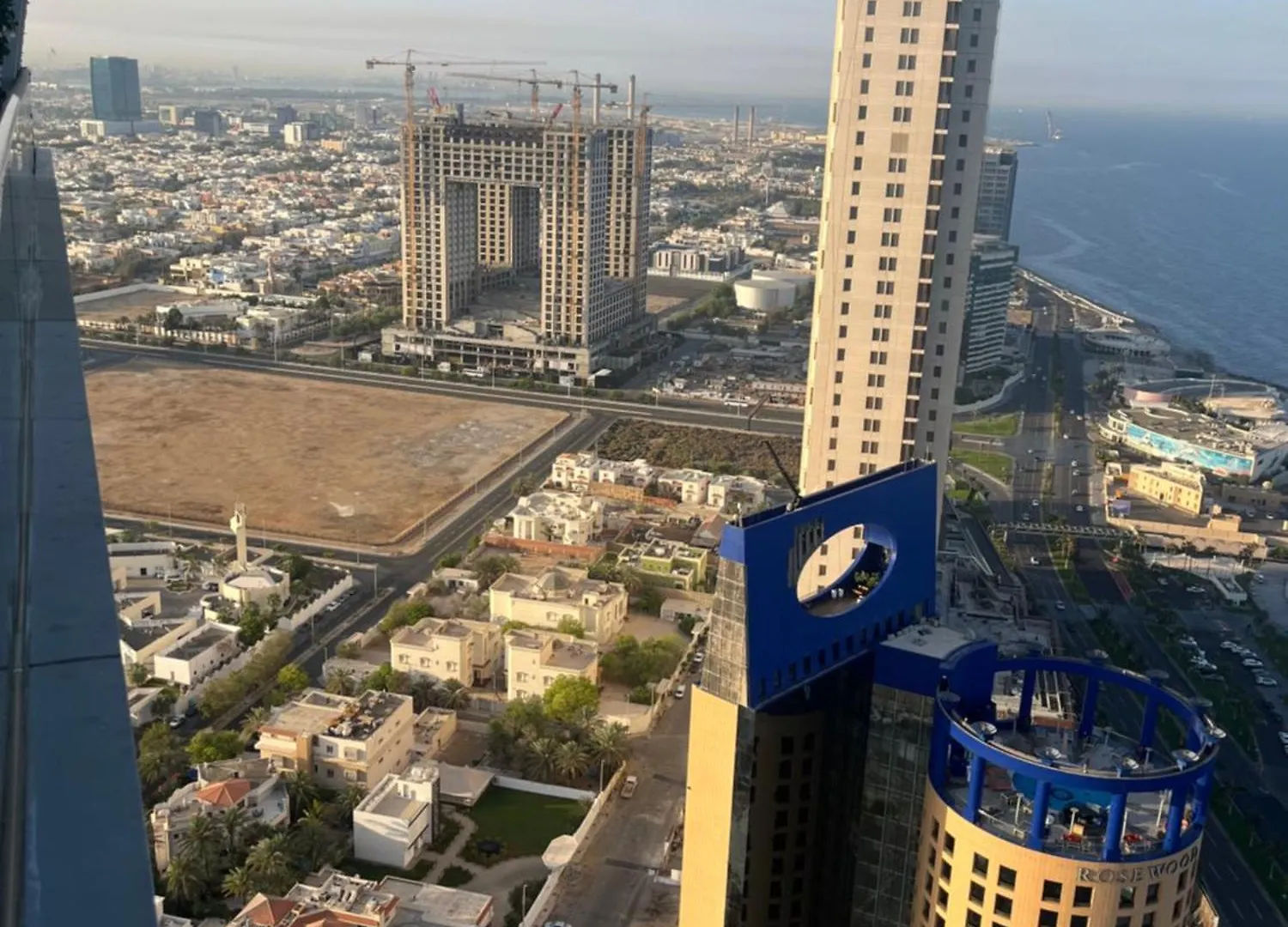 شقة باأطلالة بحرية برج الجوهره داماك Damac Aljawharah Tower Jidda Lägenhet