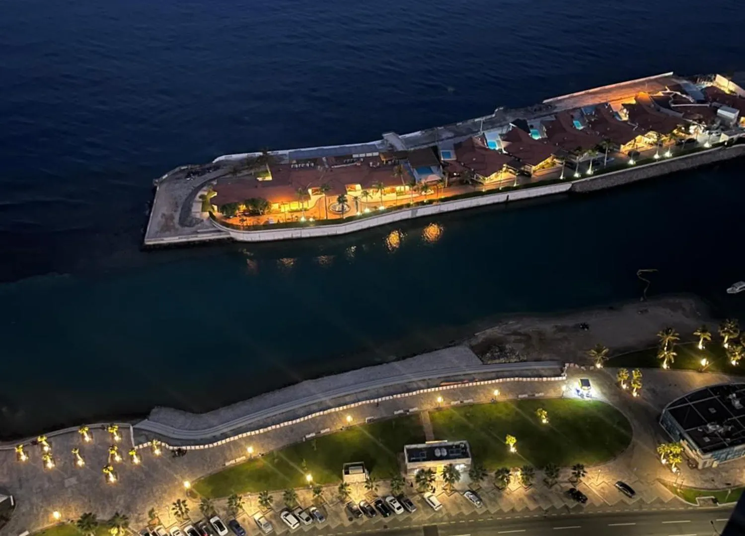 شقة باأطلالة بحرية برج الجوهره داماك Damac Aljawharah Tower Jidda Lägenhet