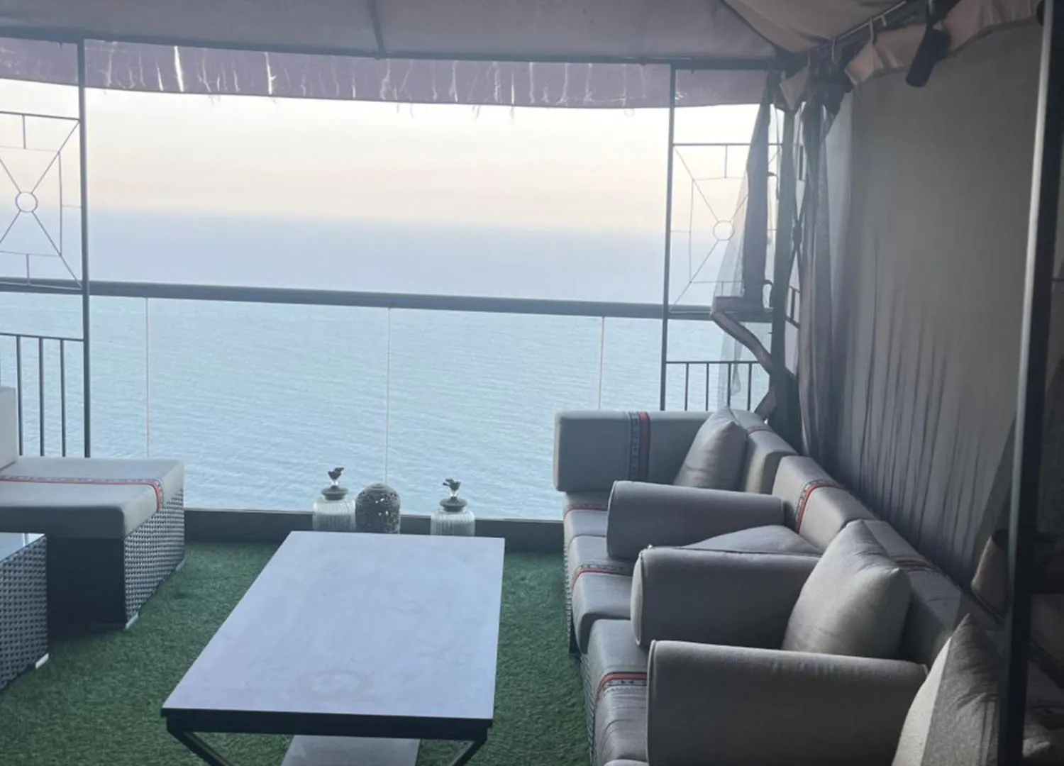 شقة باأطلالة بحرية برج الجوهره داماك Damac Aljawharah Tower Jidda 0*,
